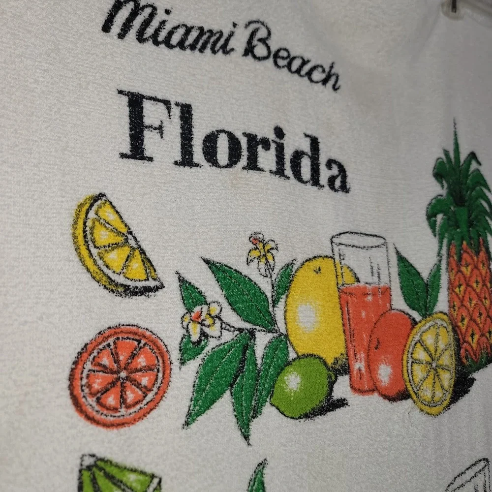 Vintage Miami Beach Florida  towel Beach Graphic Fringe CITRUS Large 32.5